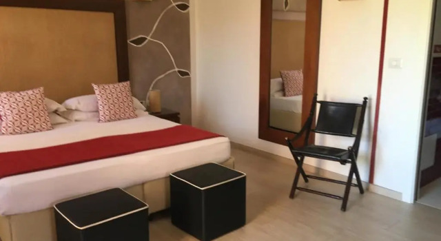 Четырёхместный номер Cala Rosa Club Hotel