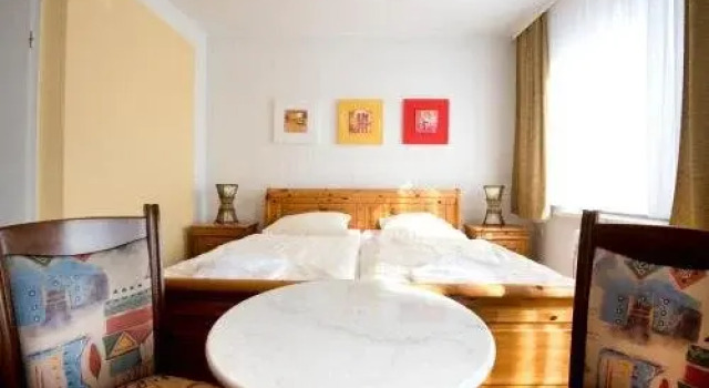 Hotel Am Wedenhof, Забронировать Отель Мальхин Kummerower See