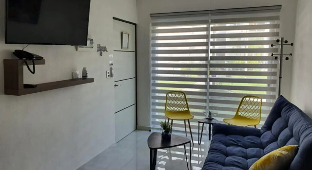 Departamento de lujo en Manzanillo, planta baja frente a la alberca