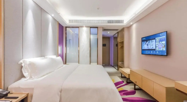 Lavande Hotel·Foshan  Zhoucun Liguang Road Xunfenggang Metro station, Rezervasyon Otel Guangdong otoparklı oteller, Otopark