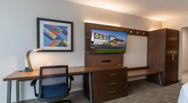 Люкс Holiday Inn Express & Suites - Greenville - Taylors by IHG