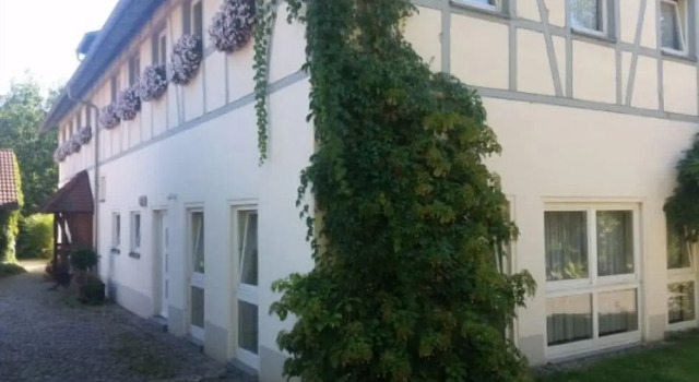 Landhotel "Zum Nicolaner", Prenota Hotel Hotel a Garz con parcheggio, Parcheggio