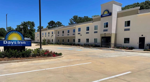 Days Inn by Wyndham Zachary LA, Buchen Sie Hotel Zachary Louisiana