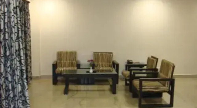 Hotel Shreshtha, Забронировать Отель Отели штата Махараштры 3 звезды, 3*