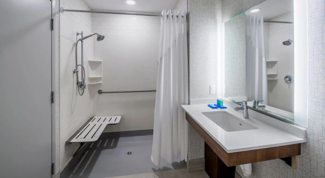 Двухместный номер Standard Holiday Inn Express Airdrie by IHG