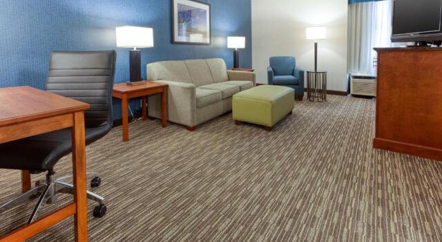 Люкс Superior Heritage Inn & Suites St. Louis/Fenton, Trademark by Wyndham