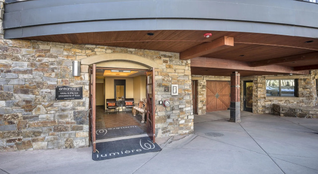Relais & Chateaux Lumiere by Dunton, Забронировать Отель Отели Telluride Ski с парковкой, Парковка