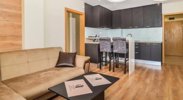 FM Deluxe 1-BDR Apartment with Parking - The M Place, Book Apartment Bov Sofia