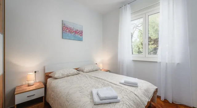 Pretty Apartment Near Golf Course