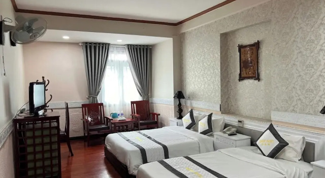 Трёхместный номер Superior ORIENT Hotel