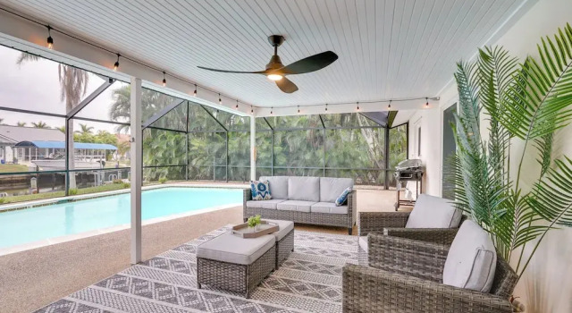 Коттедж Cape Coral Home w/ Pool & Boat Dock, 5 Mi to Beach