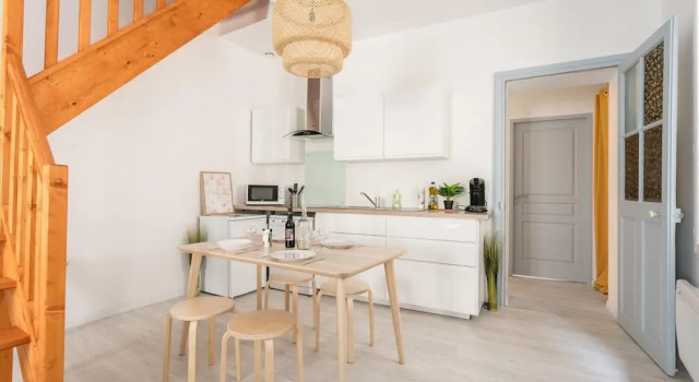 Relaxing 95m2 Duplex Apartment