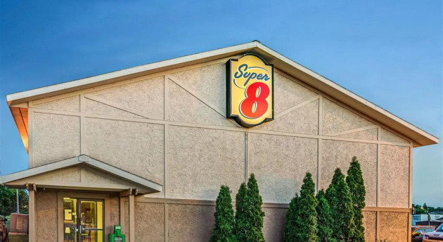 Super 8 by Wyndham Glencoe, Boek Hotel Glencoe 