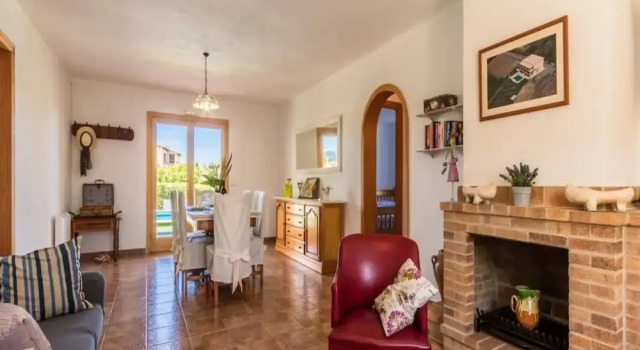 Spacious Villa in Alcudia With Pool, Prenota Villa Ville a Maiorca, Villa