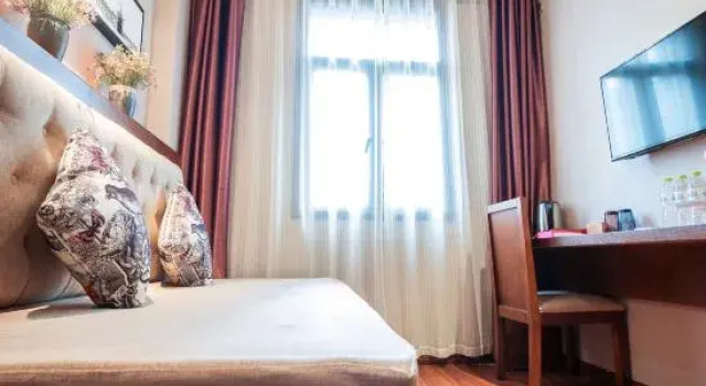 Люкс Old Time Lily Hotel
