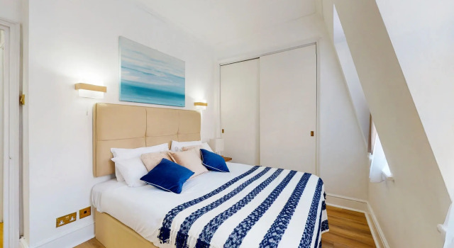 Park Lane Apartments - Clarges St