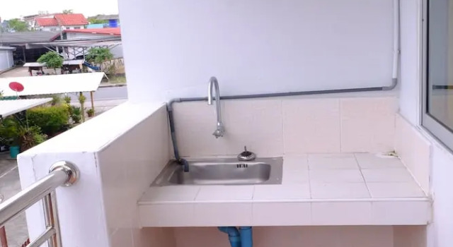 Двухместный номер Standard с балконом Banchang Apartment and Hotel
