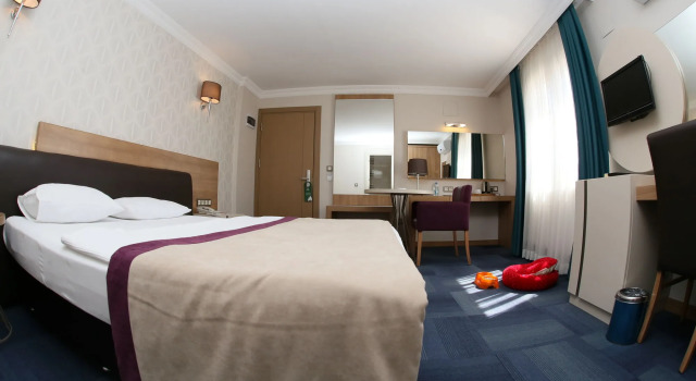 Spilos Hotel, Book Hotel Hoteller i Yunus Emre med morgenmad, Morgenmad