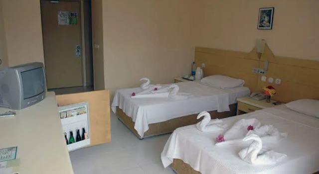 Tropicana Garden Hotel, Забронировать Отель Отели Кушадасы с бассейном, рядом с Kusadasi Bars Street, Бассейн