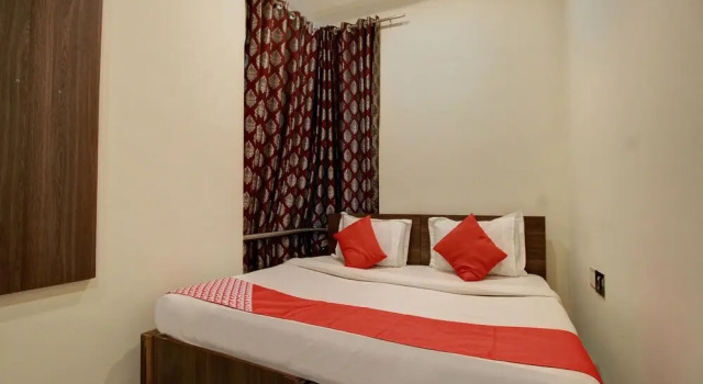 OYO 15955 Rest Inn, Rezervovat Hotel Hotely v Bangalore s parkováním, Parkování