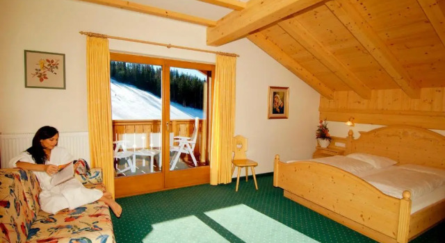 Двухместный номер Standard с балконом Hotel Jú Furcia