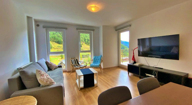 Ribasol 645, apartamento hasta 6 personas, Arinsal, Buchen Sie Ferienwohnung Arinsal Vallnord Ski Resort