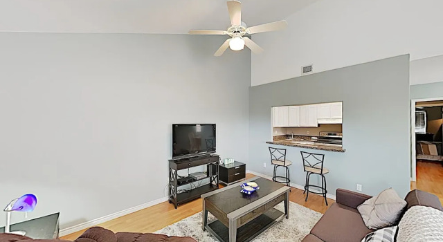 Walk To Beach! All-suite W/ Private Backyard 2 Bedroom Condo, Book Lejlighed Padre Island USA