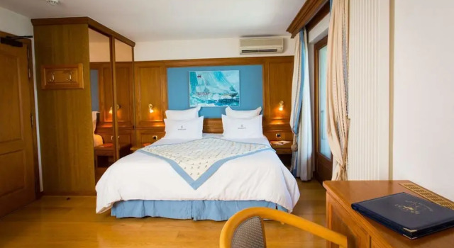 Hôtel Restaurant Du Port, Rezervovat Hotel Yvoire Leman Lake South