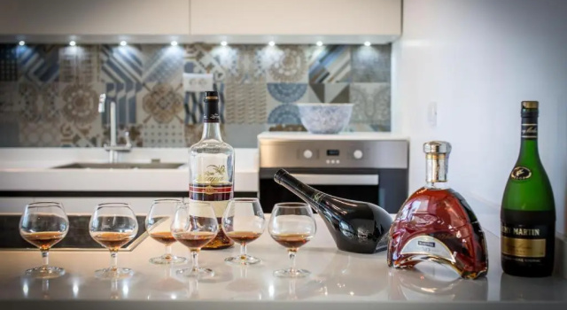 Полулюкс с балконом Alba Residence