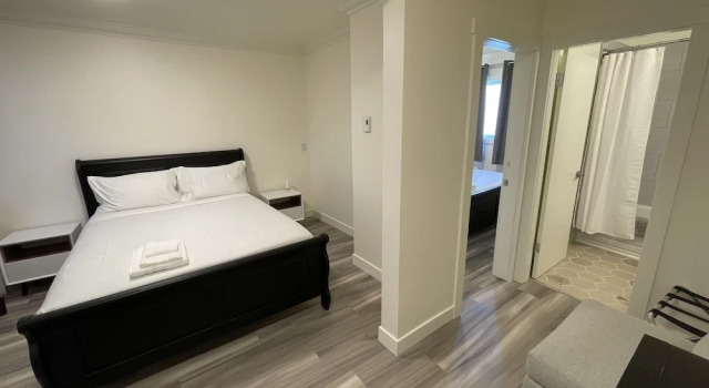 Destination Inn, Boek Mini-hotel Hotels in Brits Columbia met parkeren, Parkeren
