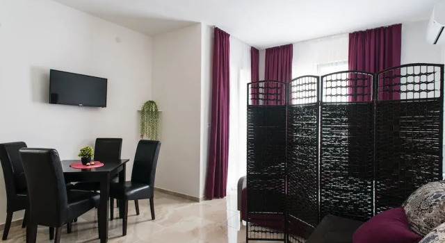 Студия Apartments Sunrise
