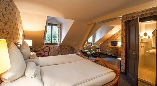 Номер Deluxe с видом на окрестности Grandhotel Giessbach