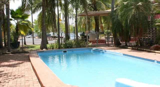 Katherine River Lodge, Забронировать Отель Отели Кэтрин 3 звезды, рядом с Железнодорожный музей паровоза, 3*