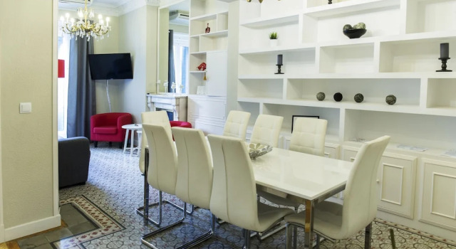 Stay at Home Madrid Apartments II, Boek Appartement Toledo Madrid, in de buurt van Edificio Grassy