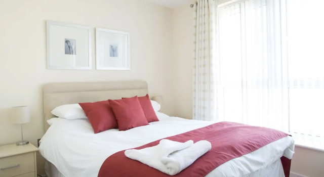 Centrium Woking Apartment A, Забронировать Апартаменты/квартира Апартаменты Западного Суссекса, Апартаменты/квартира