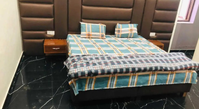 Hotel Rahul Singh by Oyo