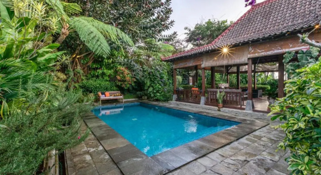 2 makuuhuonetta Villa Villa Mulyono