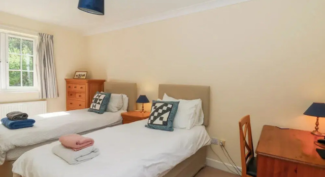 Glyn Yr Efail, Rezervasyon Otel Nevern Glamorgan