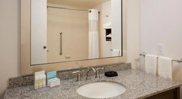 Студия Hampton Inn & Suites Minneapolis West/ Minnetonka