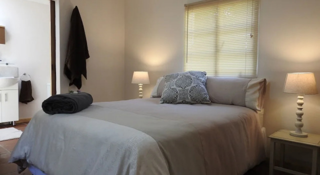 Natures Way Bushbuck Cottage, Buchen Sie Bed & Breakfast Kurland Südafrika