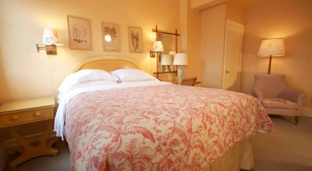 Двухместный номер Economy Ashland Springs Hotel