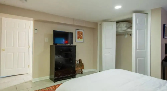 2 br City Retreat Peace Privacy Parking