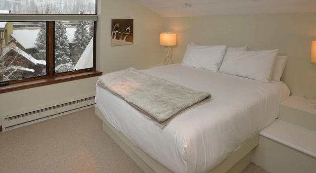 Ge Inn Plaza #109 4 Bedroom Condo by RedAwning