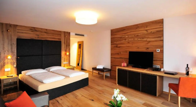Люкс Hotel Sunnwies