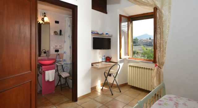 Poggio Giudio B&B, Buchen Sie Bed & Breakfast Hotels in Latium mit Parkplatz, Parkplätze