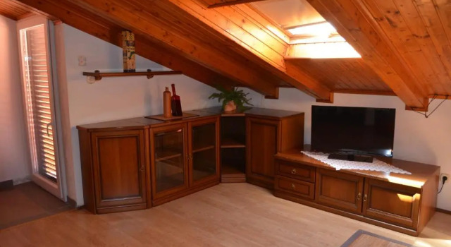 Apartment Borna, Prenota Appartamento Hotel a Isole Quarnerine con parcheggio, Parcheggio