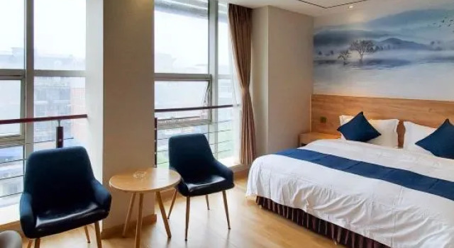 Zizhongchuan East Business Hotel, Prenota Hotel Hotel a Sichuan con parcheggio, Parcheggio
