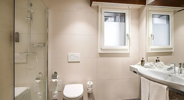 Двухместный номер Standard с видом на улицу Seehotel Pilatus