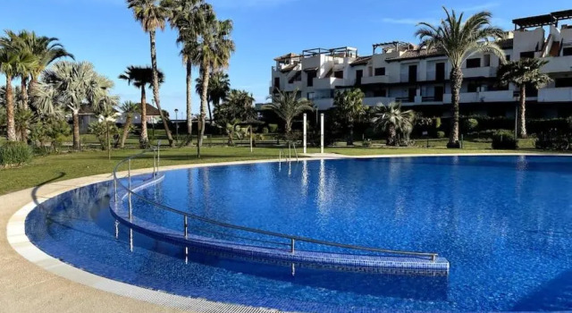 Апартаменты Ático en 1º línea con impresionantes vistas al mar