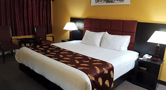 Двухместный номер Standard Alpine Inn & Suites